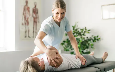 Na czym polega fizjoterapia? Klucz do zdrowia i bezbolesnego życia