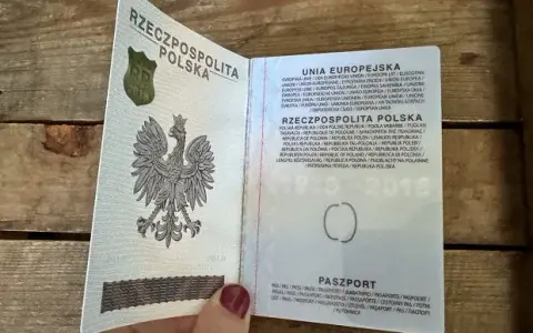 Paszport dla emeryta: 70 zł czy 0 zł? Sprawdź, ile kosztuje!