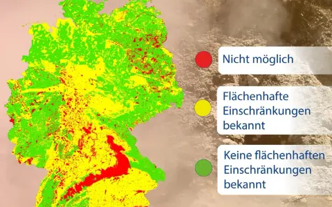 Karte von Deutschland zeigt Potenzial für Geothermie: Rot (nicht möglich), Gelb (Einschränkungen), Grün (keine Einschränkungen).