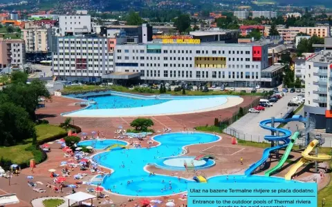 Nie ma to jak hotel Hollywood - poznaj magiczny świat luksusu i rozrywki