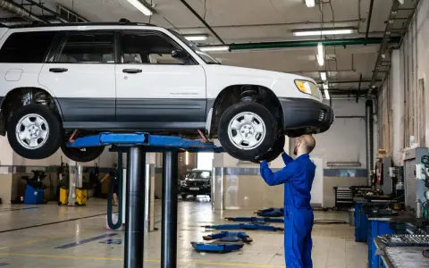 Najczęstsze usterki samochodowe i kiedy udać się do mechanika w Lublinie?