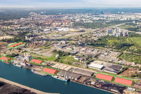 Port w Gdańsku z zaznaczonymi terenami pod magazyny zbożowe. Widok z lotu ptaka na miasto i infrastrukturę portową.
