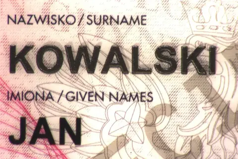 Nazwisko Kowalski, imię Jan. Fragment dowodu osobistego, który może być bezterminowy.