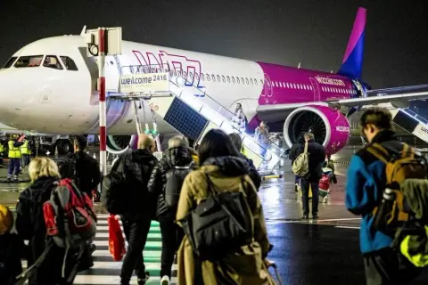 Co z lotami Wizz Air? Cancellacje i opóźnienia, co musisz wiedzieć