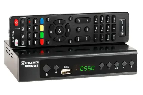 Odbiornik Cabletech URZ0336B z pilotem do telewizji naziemnej DVB-T2. Cyfrowy dekoder z wyświetlaczem i portem USB.