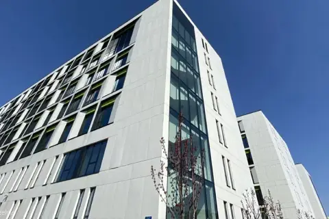 Ile kosztują studia medyczne w Warszawie? Sprawdź różnice w cenach
