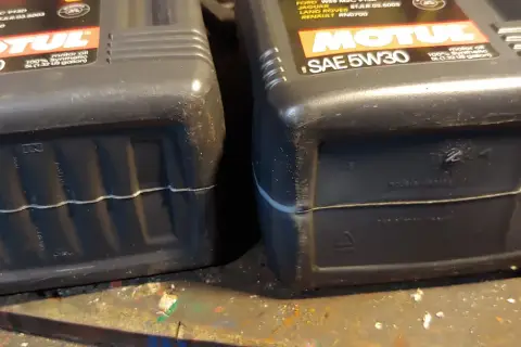 Motul X-clean 5W30 1L: Jaki wybrać? Oryginał vs podróbka