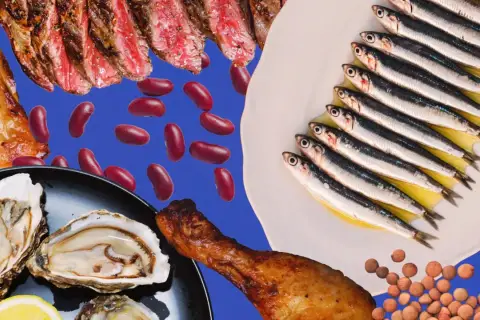 Filetes de carne, ostras, pollo asado, anchoas y frijoles. Alimentos ricos en zinc para una dieta equilibrada.