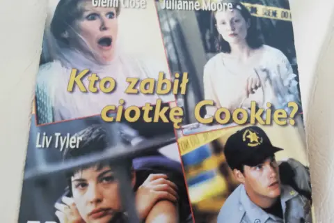 Kto zabił ciotkę Cookie? Samobójstwo i rodzinny spisek