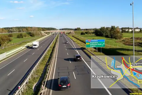 Autostrada A4 w kierunku Katowic, zjazd na Krapkowice i Gogolin. Dobry dojazd do Krakowa Swoszowic.