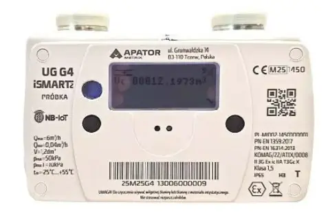 Nowoczesny gazomierz APATOR iSMARTZ UG G4 z wyświetlaczem i kodem QR. Widoczny numer gazomierza: 25M25G4 13006000009.