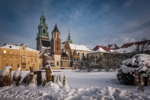 Wawel 2025: Przewodnik, bilety, ceny i godziny otwarcia