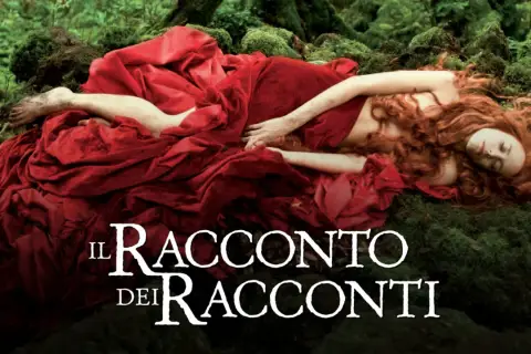 Una donna dai capelli rossi giace su un letto di muschio, avvolta in un drappo rosso. Il titolo "Il Racconto dei Racconti" suggerisce una spiegazione di storie antiche.