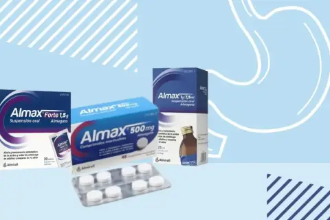 Cajas y blíster de medicamentos Almax para la gastritis y el reflujo sobre fondo azul claro con silueta de estómago.
