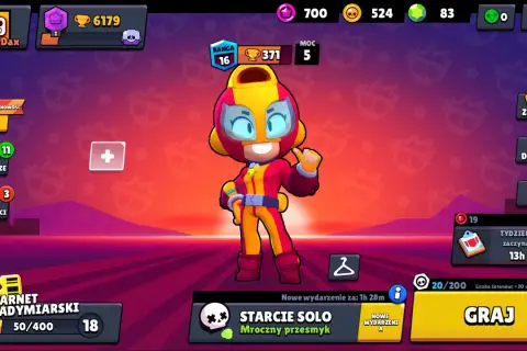 Ekran główny gry Brawl Stars na komputerze. Postać Max w centrum, menu po bokach. Graj!