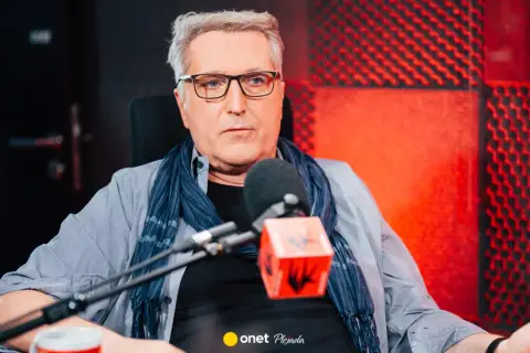 Robert Bernatowicz w studio, z żoną w myślach, opowiada o swoich pasjach.