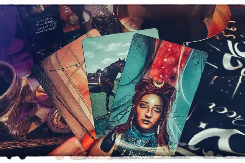 Karty tarota, koń, kobieta z księżycem na czole – to wszystko może pomóc zrozumieć, dlaczego tarot się sprawdza, oferując refleksję i wskazówki.