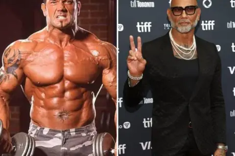 Batista WWE oggi: da muscoloso wrestler a elegante attore, mostra la sua trasformazione.