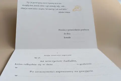 Zaproszenie na stypę: Gotowe wzory i etykieta pomoc w żałobie