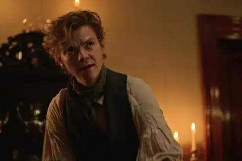 Spryciarz kontra oliver twist: chirurg i złodziej w serialu Disney+ - recenzja