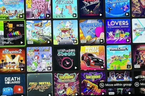 Gry dla par na Xbox: Overcooked!, Gang Beasts, Castle Crashers, Lovers in a Dangerous Spacetime. Idealne na wspólne wieczory!