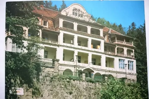 Sanatorium Moniuszko Duszniki-Zdrój: NFZ, prywatnie, co musisz wiedzieć