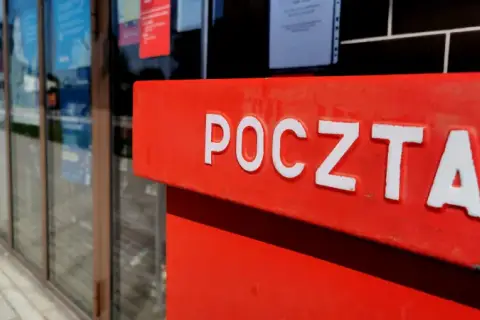 O której zamyka się poczta w Jaśle? Godziny otwarcia