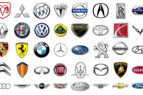 Collezione di loghi auto, alcuni noti, altri meno conosciuti, che rappresentano marchi automobilistici storici e moderni.