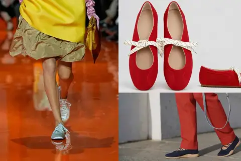 Czerwone baleriny z kokardką i granatowe buty na płaskiej podeszwie. Modelka na wybiegu w srebrnych butach sportowych.