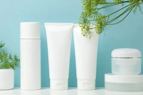 Las mejores tapas para envases cosméticos: tipos y beneficios esenciales