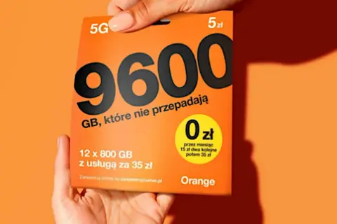 Starter Orange na kartę z 9600 GB. Oferta 5G, 0 zł przez miesiąc, potem 15 zł za kolejne dwa miesiące.