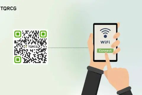 Skanowanie kodu QR na telefonie, aby połączyć się z Wi-Fi.