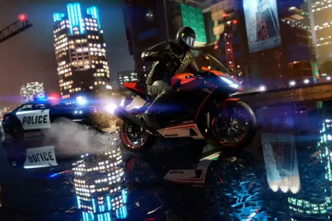Motocyklista ścigany przez policję w nocnym mieście. Ulepszona grafika GTA V z neonami i odbiciami.
