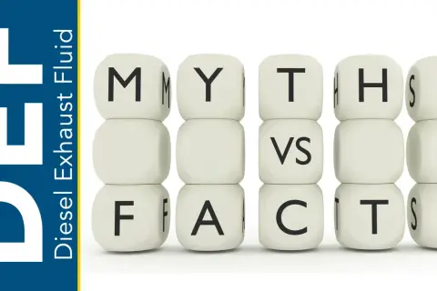 Kostki z napisami "MYTHS VS FACTS" obok logo DEF (Diesel Exhaust Fluid). Czy to mit, że ceramizer do diesla z DPF nie działa?