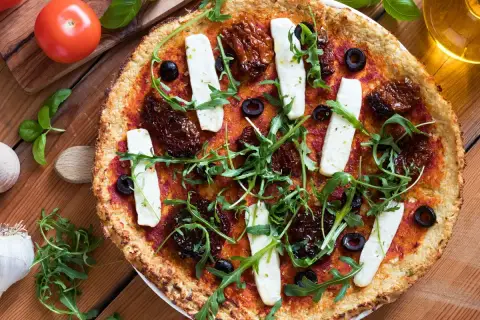 Pizza bez glutenu: przepis na idealne ciasto, które zawsze się uda!