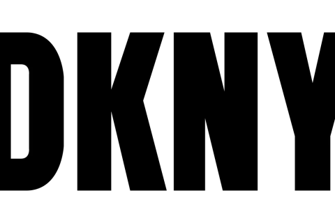 Logo DKNY. Ta firma, znana z nowoczesnego stylu, oferuje odzież i akcesoria.