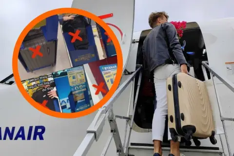 Mężczyzna z walizką i kwiatami wsiada do samolotu Ryanair. W kółku widać tabliczki z wymiarami bagażu kabinowego i czerwonymi krzyżykami, sugerujące problemy z bagażem mimo opcji priority.