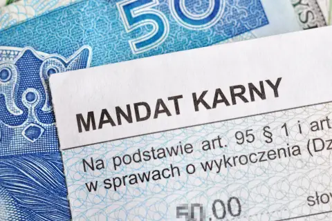 Mandat karny jaki symbol? Uniknij błędów przy płatności!