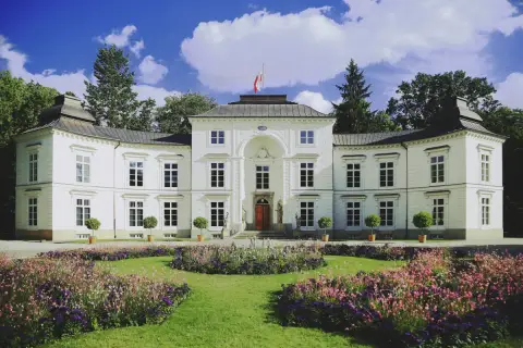 Łazienki Królewskie - sprawdź godziny otwarcia i uniknij rozczarowania