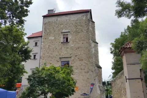 Zamek w Janowcu, idealny punkt na trasie jak dojechać z Puław do Kazimierza Dolnego.