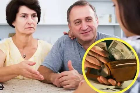 Rodzice rozmawiają o finansach, w tle widać portfel z pieniędzmi. Czy to zapowiedź 13 emerytury 2026? Tabela z wypłatami.