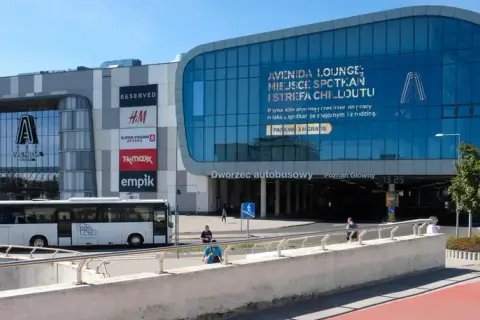 Gdzie jest Dworzec PKS Poznań? Matyi 2 i Avenida Trafisz łatwo!