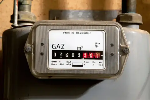 Licznik gazu pokazuje zużycie 2603,369 m³. Dowiedz się, jak odczytać licznik gazu, by kontrolować rachunki.