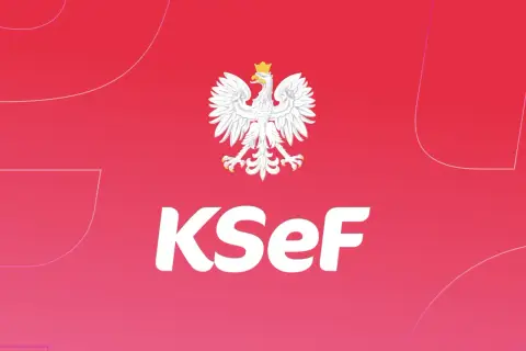 Biały orzeł i napis KSeF na różowym tle. System KSeF dla kogo? Dla wszystkich firm w Polsce.