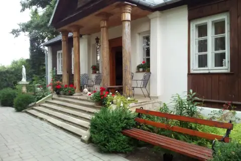 Dworek ojca Mateusza w Sandomierzu - idealne miejsce na wypoczynek