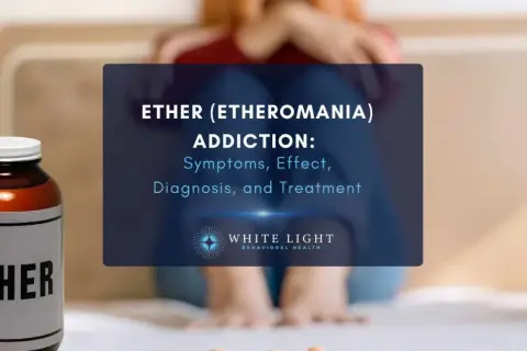Butelka z napisem "ETHER" obok tekstu o uzależnieniu od eteru.