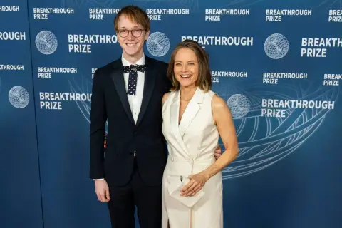 Kit Bernard Foster i Jodie Foster na gali Breakthrough Prize.