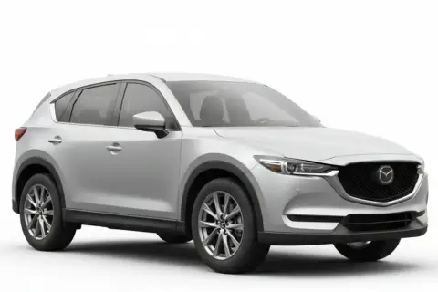 Srebrna Mazda CX-5 na białym tle. Sprawdź aktualną mazda cx-5 cena i wybierz swój wymarzony SUV.