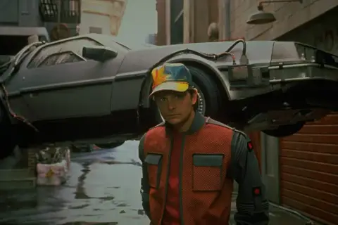 Dlaczego kultowe filmy lat 80. wciąż nas fascynują? PRL i USA
