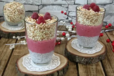 Jogurt z chia - zdrowy i pożywny deser